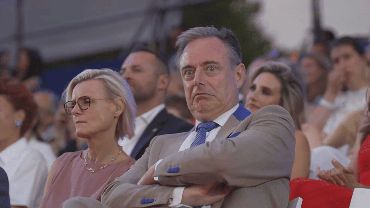 Cheerleaders, vuurwerk én premier De Wever: dit was het verjaardagsfeest voor de VS in het Jubelpark