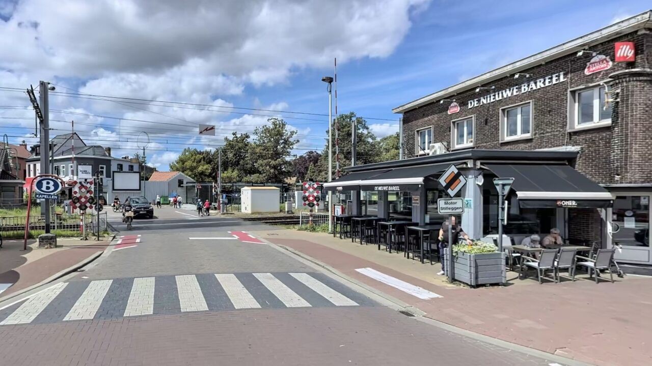 Adjunct-korpschef Antwerpse politie voor politierechter na negeren rood licht aan spooroverweg in Kapellen