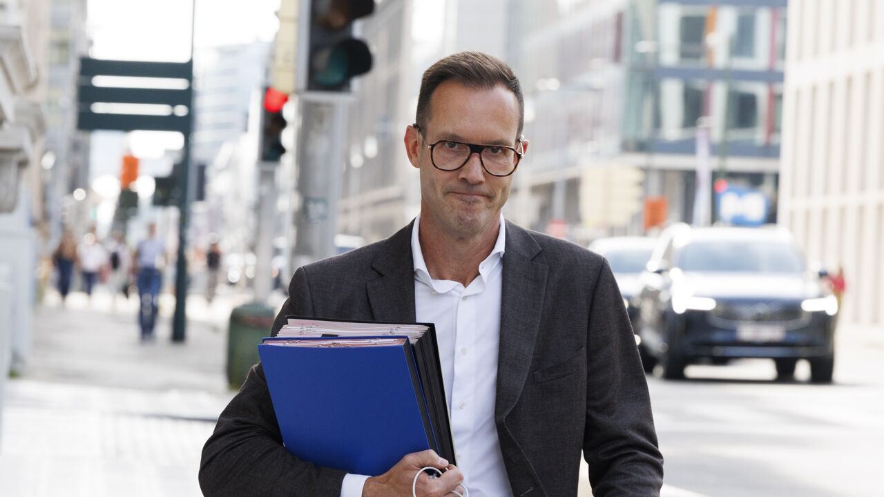 "Banken moeten de wet respecteren", zegt minister Beenders na arrest Hof van Cassatie over phishing