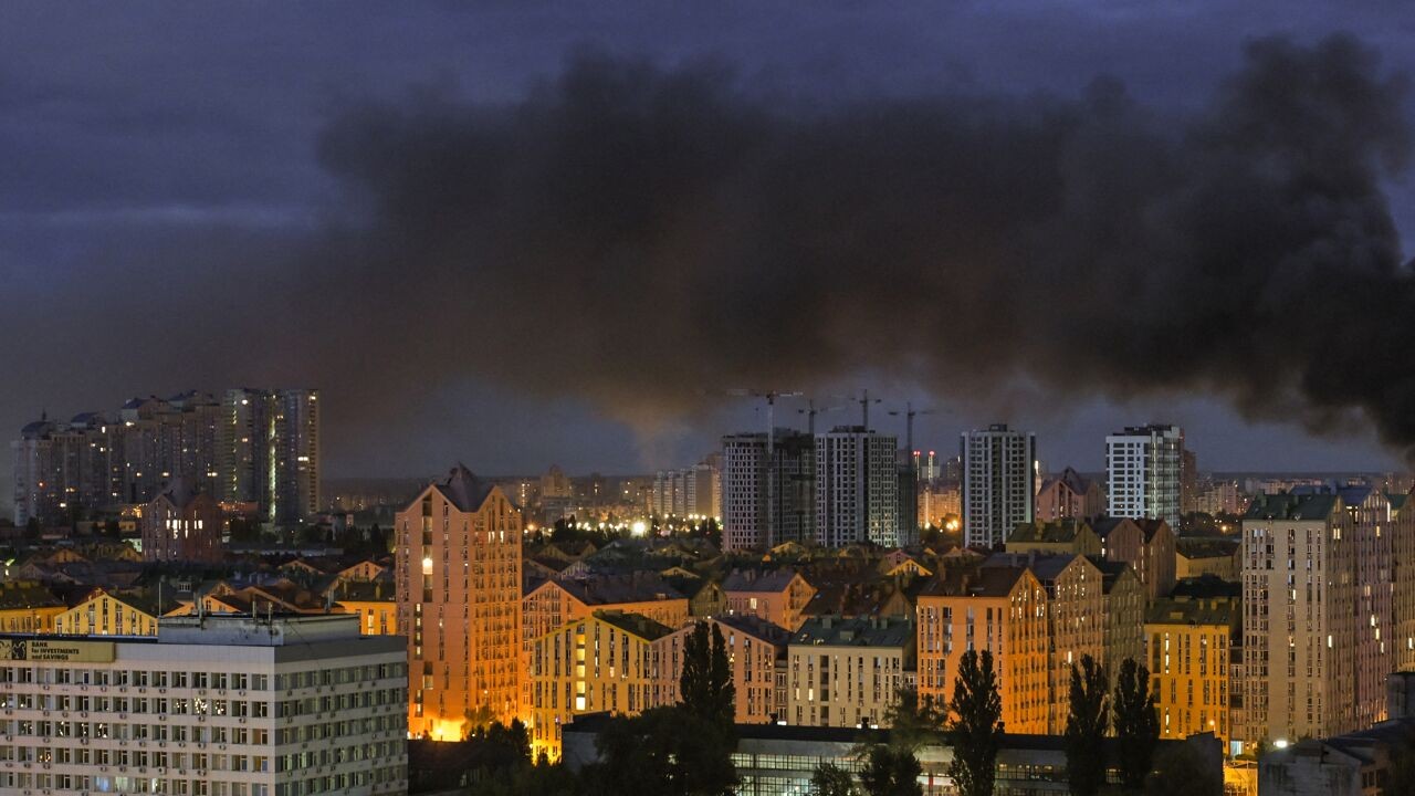 Zware balans na Russische luchtaanvallen in Oekraïne: 6 doden en 28 gewonden in verschillende steden