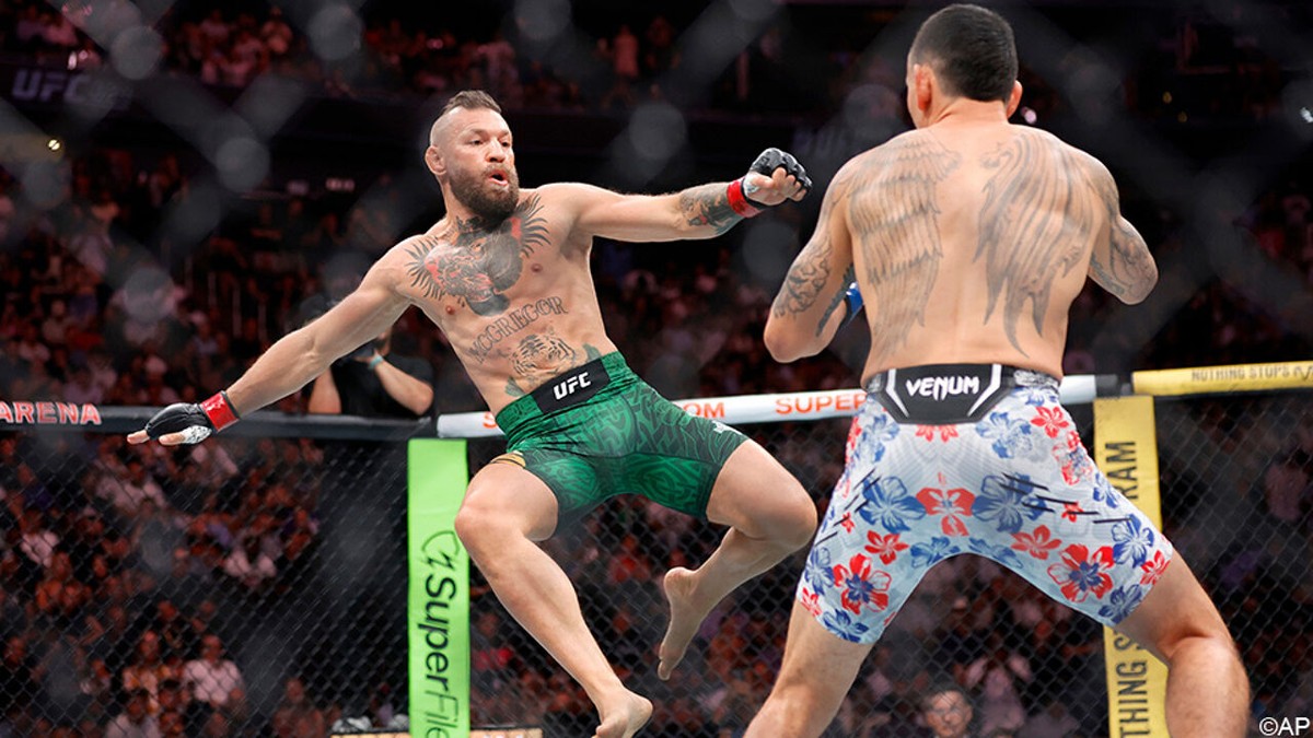 Snoeshaan zingt toontje lager: comeback Conor McGregor loopt af met sisser