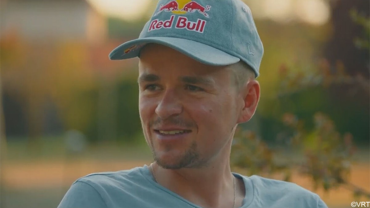 Tom Pidcock onthult zijn bijzondere bucketlist bij Sammy en geeft toe: "Ik geniet niet echt van grote rondes"
