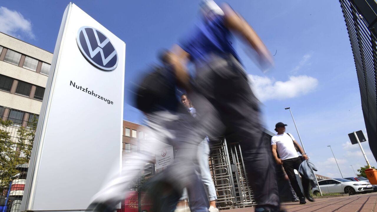 Intern bericht van CEO Volkswagen bevestigt plan om mogelijk tot 100.000 banen te schrappen in Duitsland