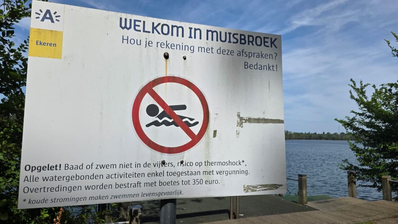 Jongeman (18) in kritieke toestand na verboden zwempartij in Ekerse Putten