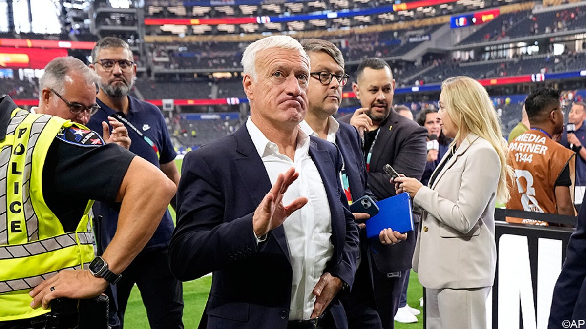 "We willen hem iets teruggeven": troostfinale staat bij Frankrijk helemaal in thema van afscheid Didier Deschamps