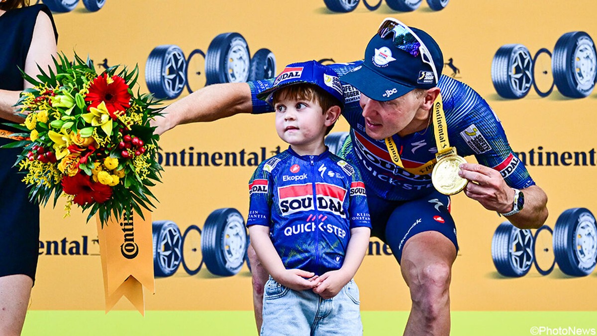 In Nederland pikt Tim Merlier zijn graantje mee met de overwinning in de Acht van Chaam