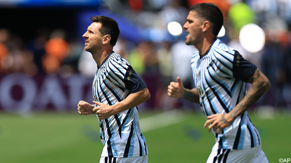 LIVESTREAM - Terwijl Argentinië en Spanje zich aan het opwarmen zijn: kijk nu naar de voorbeschouwing op de WK-finale