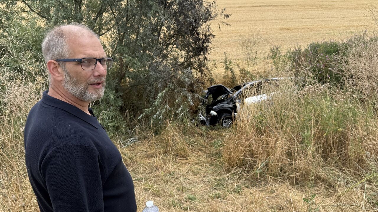 Nederlander redt vrouw uit brandende auto in Menen: "Dit maakt mijn tripje naar Kortrijk wel heel gedenkwaardig"