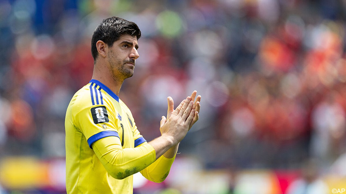 Thibaut Courtois positief over aanstelling Mark van Bommel bij Rode Duivels: "Met zijn ervaring dwingt hij respect af"