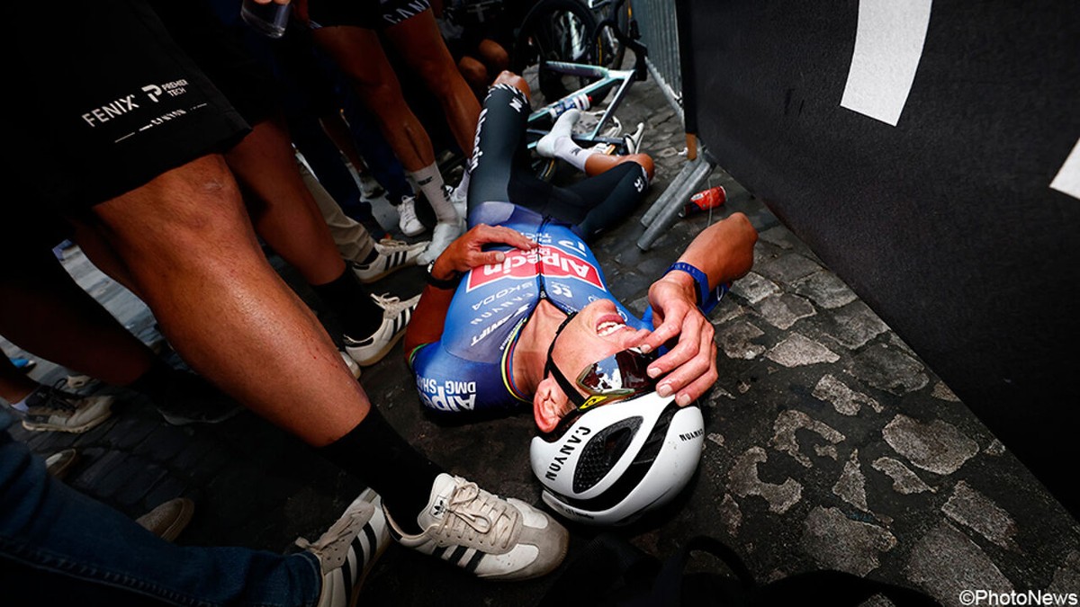 Mathieu van der Poel moest minutenlang bekomen na zoveelste inspanning: "Dat zag ik nog nooit bij iemand anders"