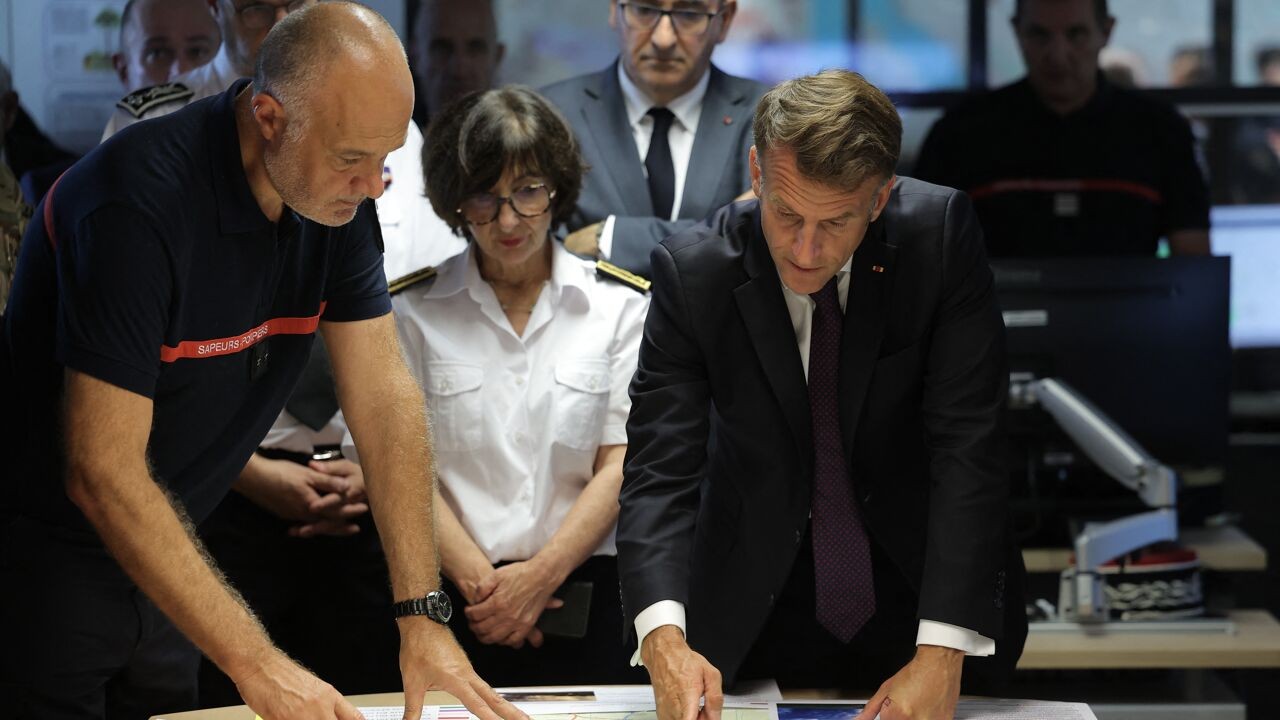 "Zwaarste situatie sinds Tweede Wereldoorlog": President Macron op bezoek in getroffen Gironde