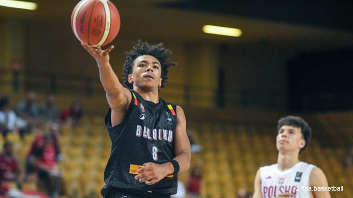 Basketbalbond veroordeelt "onaanvaardbare" online haat tegenover toptalent Ona Embo: "Bekommerd om zijn welzijn"