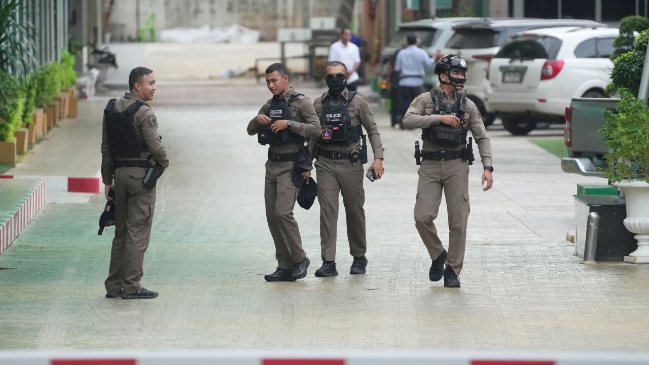 Schoolschutter (14) in Thailand keek online naar gewelddadige video's en leerde er wapens te gebruiken