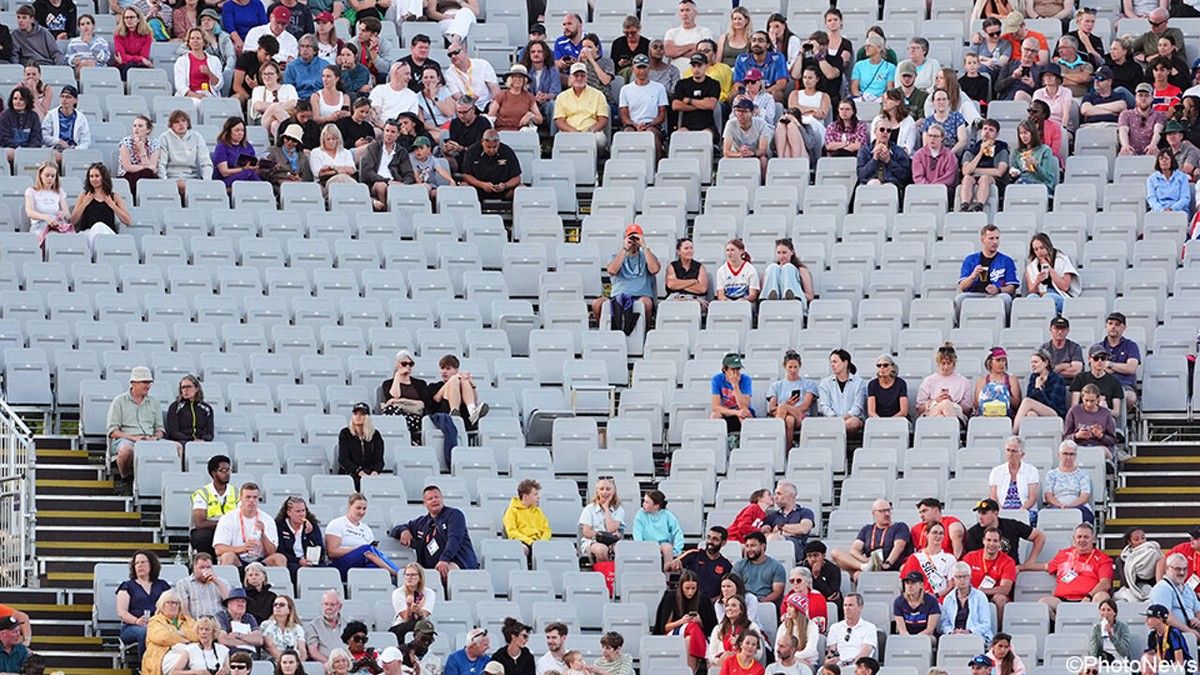 Waarom blijven de tribunes op het EK atletiek halfleeg? Tickets tot 173 euro en een broodje van 21 euro schrikken fans af