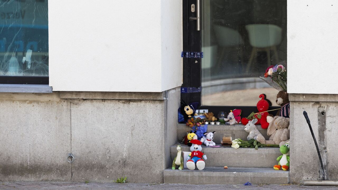 Oom geeft toe "verantwoordelijk te zijn" voor dood van Hamza (7), hij blijft net als moeder en huisgenote in de cel