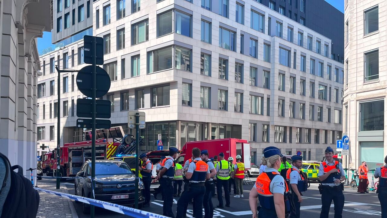 Brandweerman omgekomen bij gasexplosies in gebouw in centrum van Brussel, 3 anderen zwaargewond