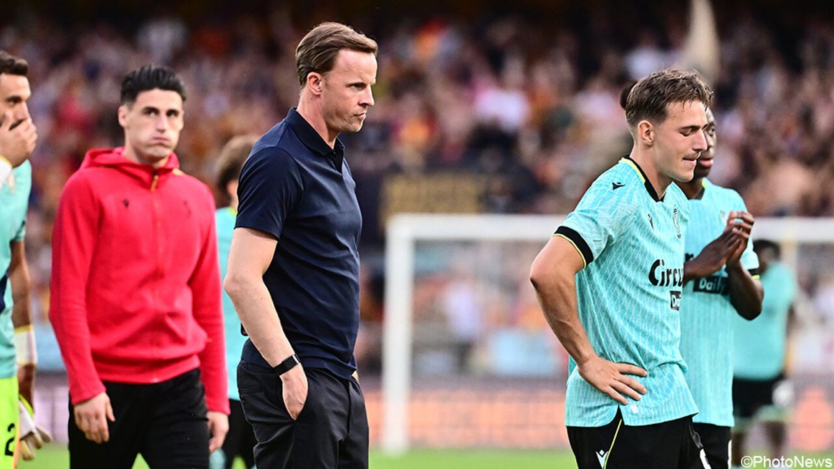 Standard "verbaasd" over laatste penalty na weer 2 verloren punten in slot: "We moesten de boetiek sluiten"