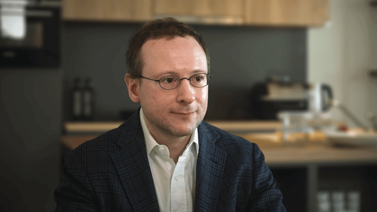 UGent-onderzoeker Cofnas reageert na dood van zwarte Cambridge-professor: "Dit ging over diversiteitsbeleid, Arday speelde slechts een bijrol"
