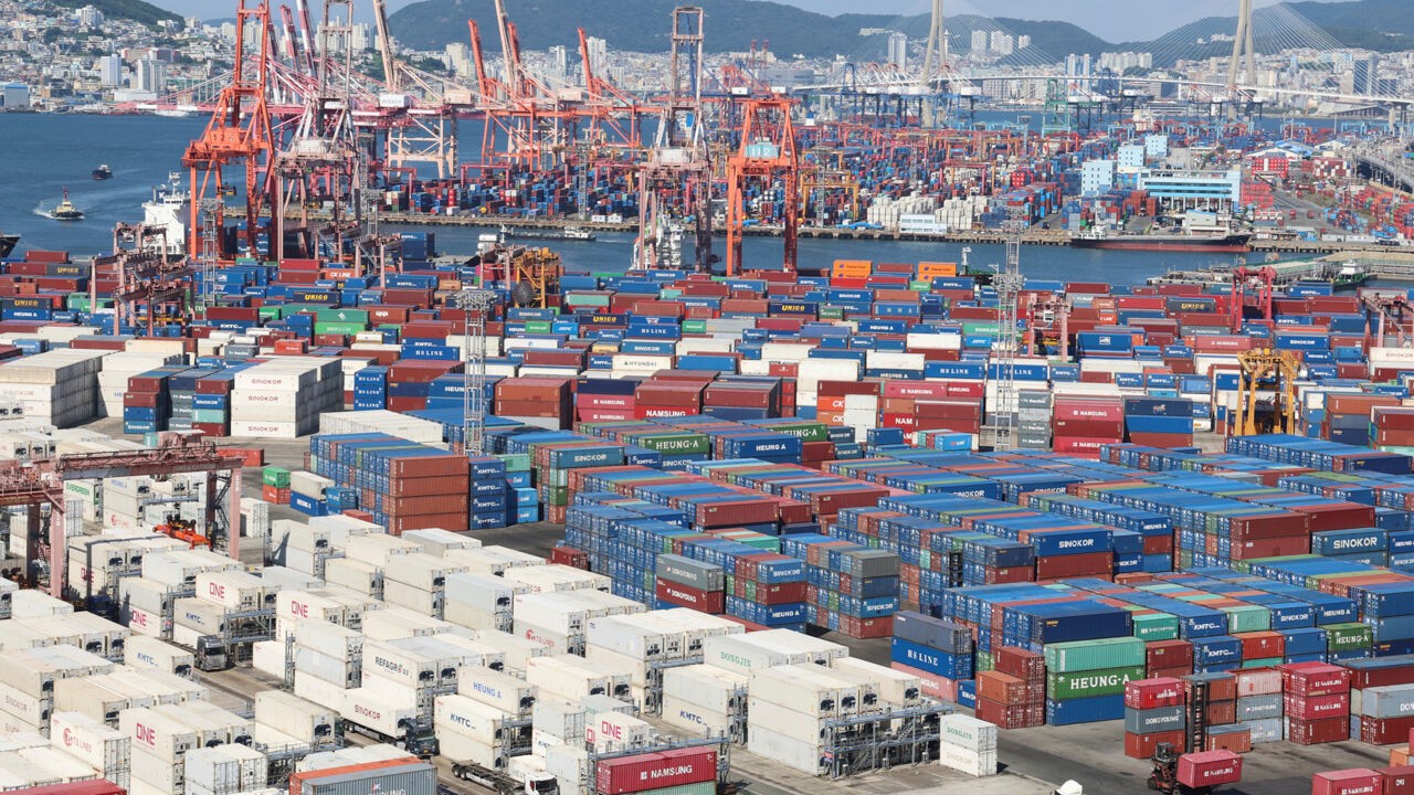 Zuid-Korea stuurt voor het eerst containerschip via Noordpoolgebied naar Europa