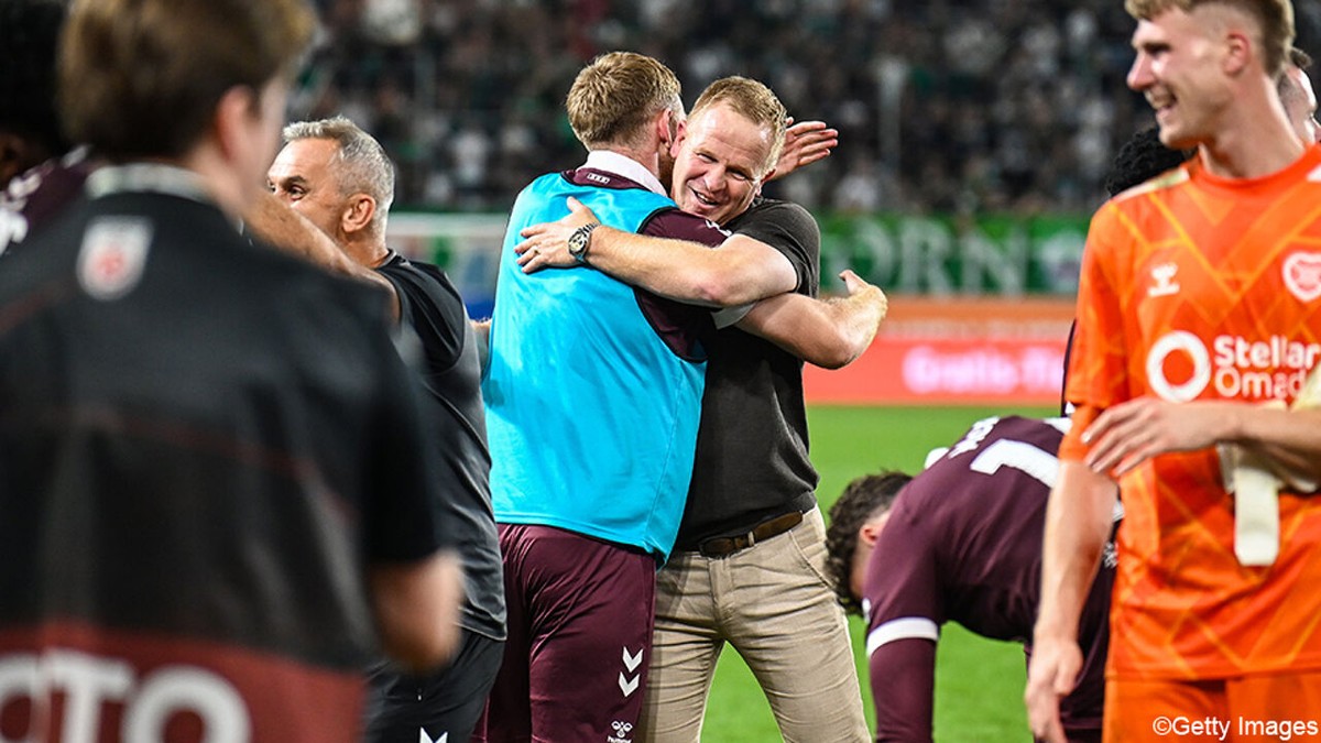Een pak van zijn hart: Wouter Vrancken en Hearts halen League Phase van Conference League na strafschoppen