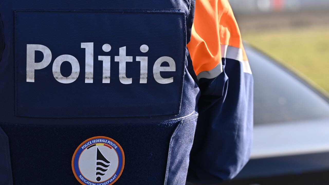 Gemaskerde nepagenten ontvoeren man (40) in Puurs-Sint-Amands en gijzelen hem dagenlang: 3 verdachten opgepakt
