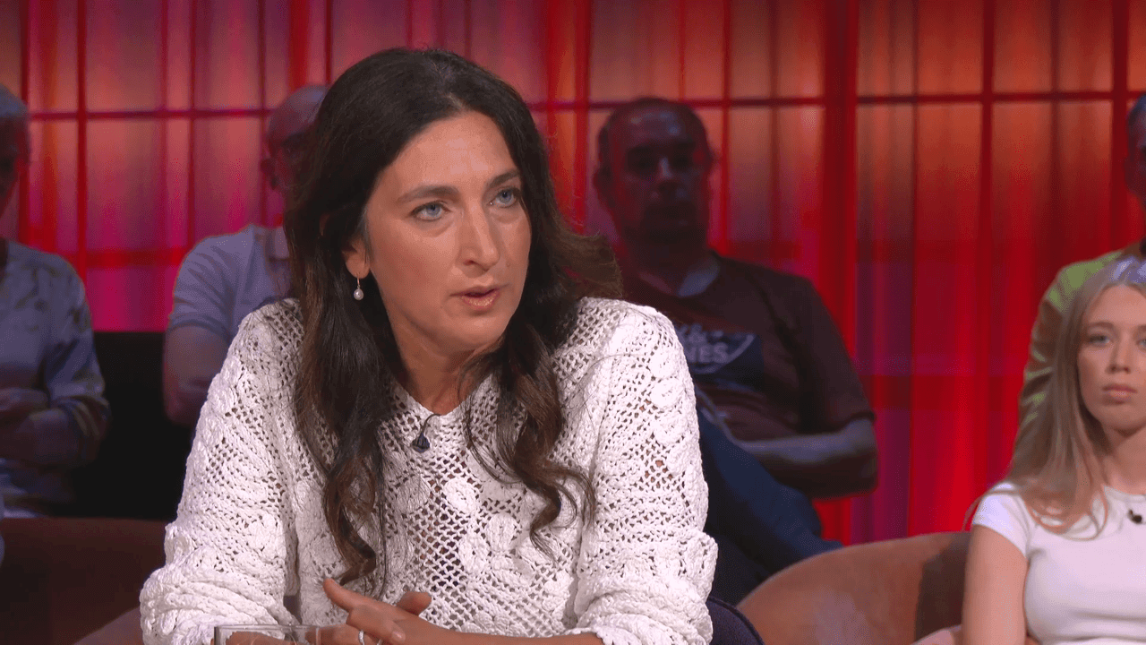 Onderwijsminister Zuhal Demir: "Ik zou in deze moeilijke tijden geen jongere willen zijn"