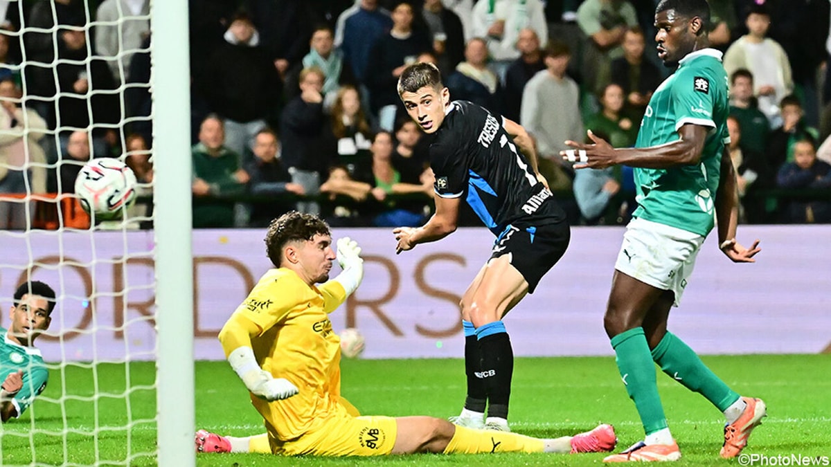 Dankzij een owngoal net voor rust: Club Brugge wint met het kleinste verschil van Lommel