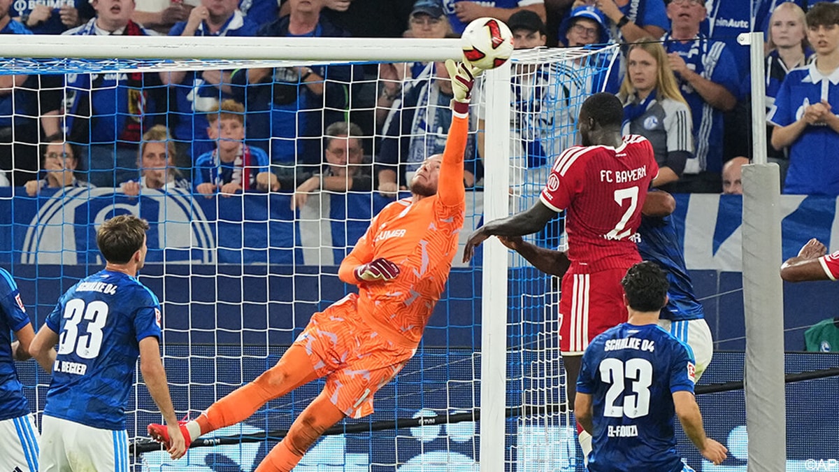 Eerste puntenverlies voor Kompany: Bayern bijt zijn tanden stuk op Schalke 04 en moet tevreden zijn met een puntje