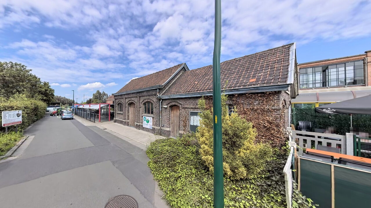 Twee minderjarigen opgepakt voor zware aanval op pendelaar aan station Lievegem