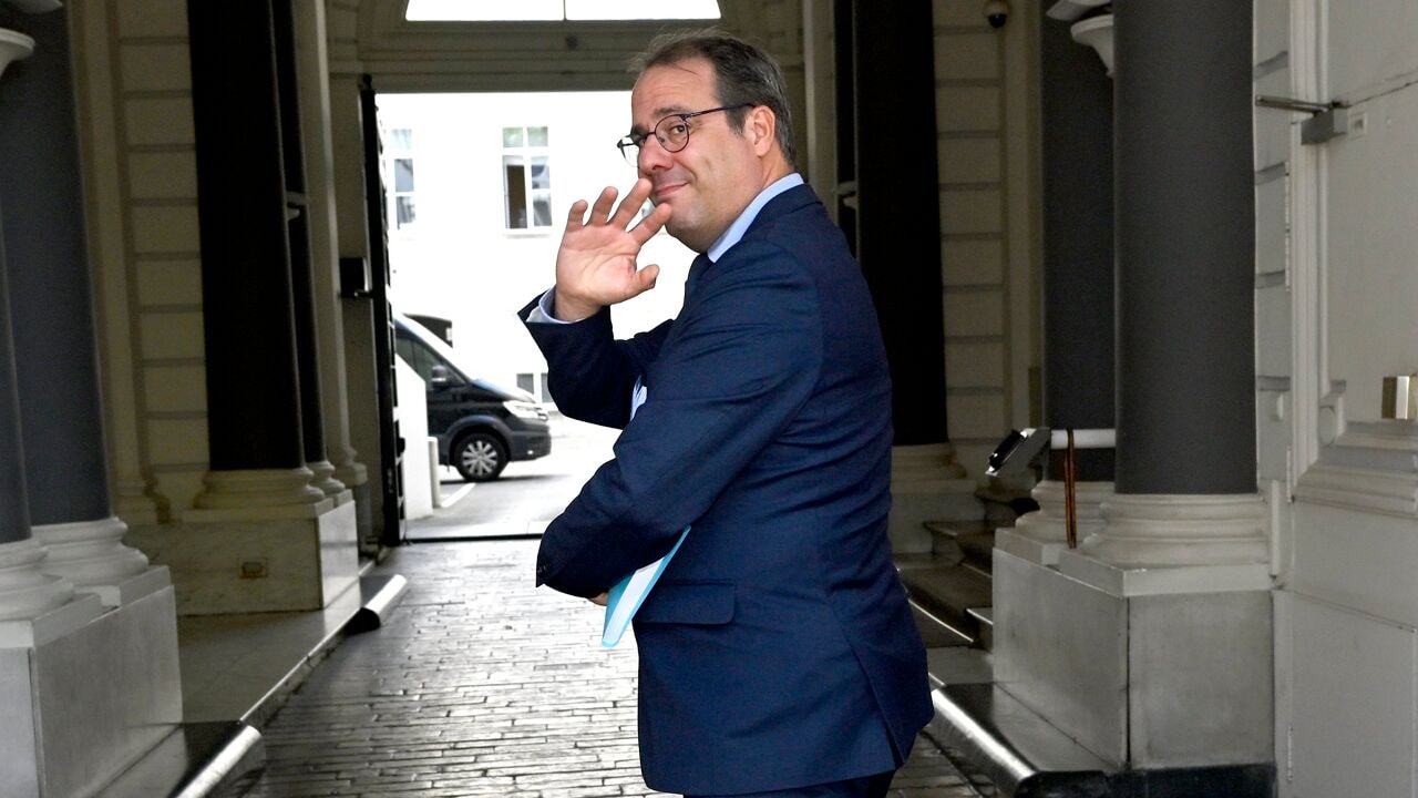 Zoekt regering de centen ook deels bij belastingen? MR-minister Clarinval laat opening