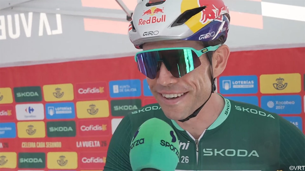 Wout van Aert begint met kleine oogjes aan moordende Vuelta-rit: "Dopingcontrole heeft me wakker gemaakt"