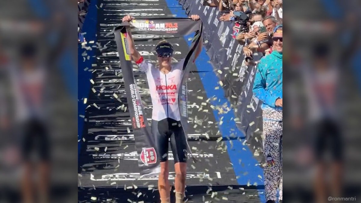 Taylor Knibb kroont zich voor 4e keer tot wereldkampioen halve Ironman, Hanne De Vet wordt 21e