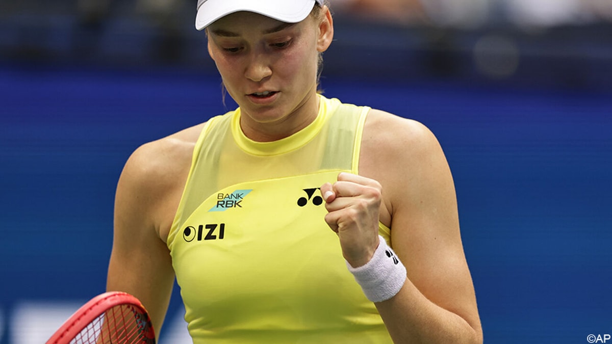 Nummer 1-positie krijgt extra dimensie: Jelena Rybakina troeft Aryna Sabalenka af en wint US Open voor het eerst