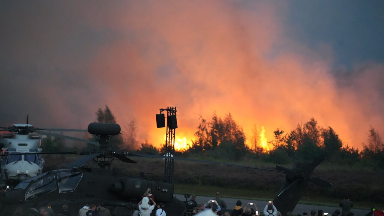 Brand onder controle na vuurwerkincident vliegshow in Hechtel-Eksel