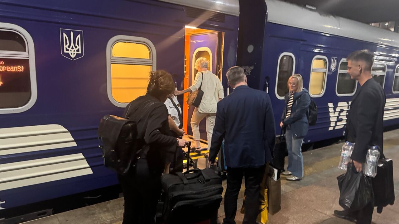 Trein van Oekraïne naar Polen met Europese toppolitici aan boord was "mogelijk" échte doelwit van Russische drone-aanval