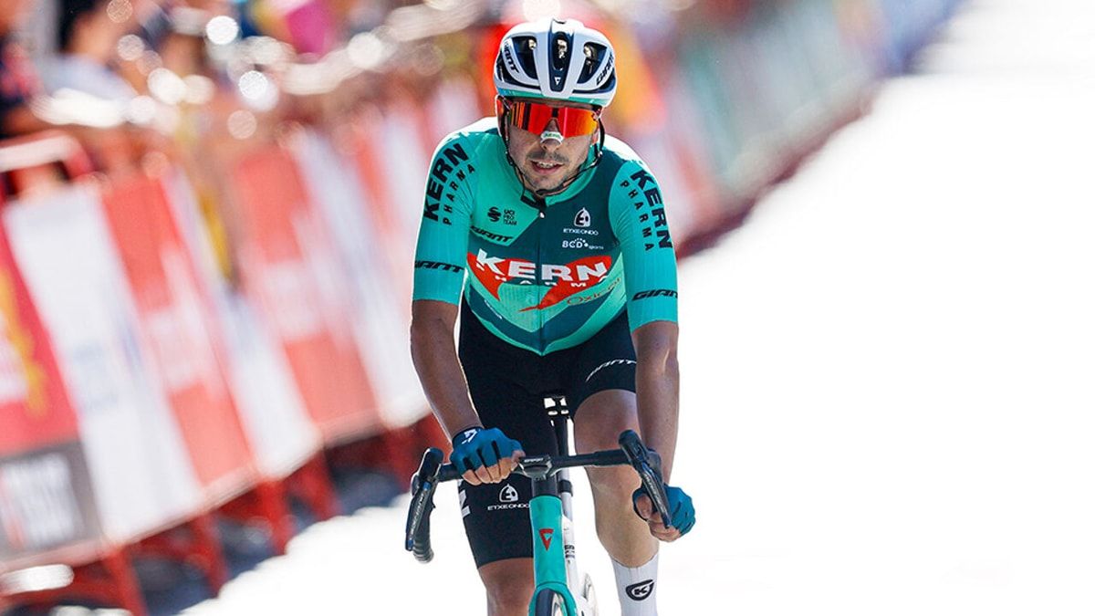 Wielertransfers: 27-jarige Ibon Ruiz mag na eerste profzege proeven van het grote werk bij Bahrain Victorious