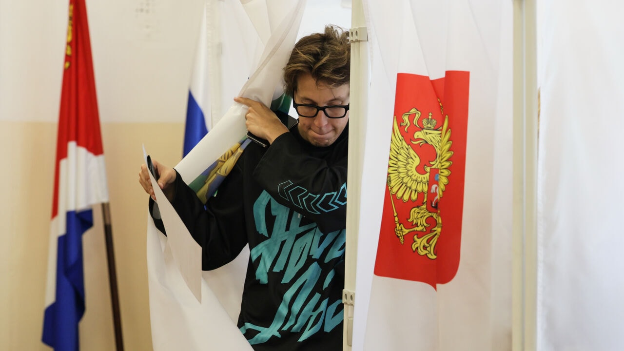 111 miljoen kiezers, 3 dagen stemmen en geen oppositie: Rusland houdt nieuwe parlementsverkiezingen
