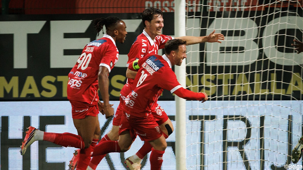 Eindelijk verlost van die vervelende 0: KV Kortrijk boekt tegen 10-koppig Beveren eerste zege van het seizoen