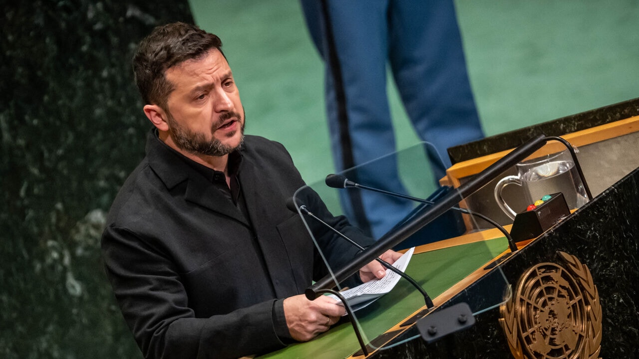 Oekraïense president Zelensky: "Inkomsten van Rusland moeten doelwit blijven"