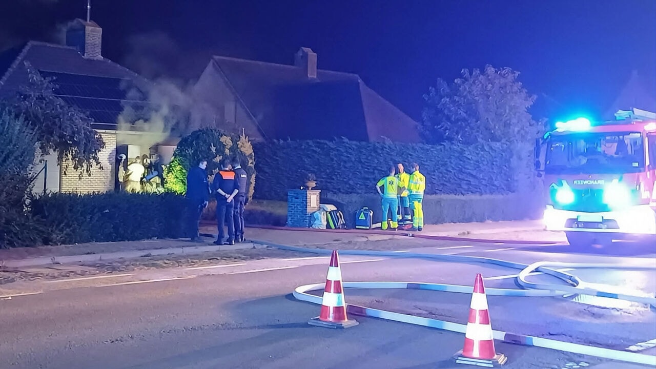 Man komt om bij brand in Roeselare, mogelijk gaat het om brandstichting