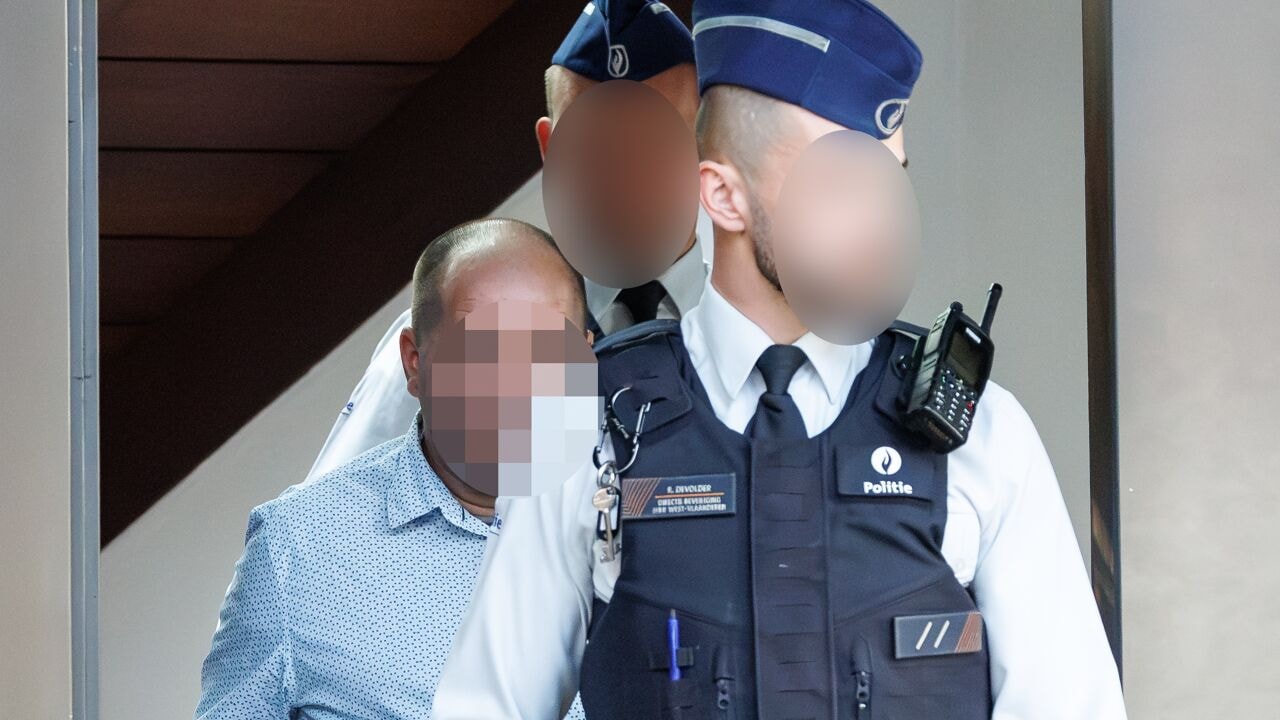 "Om ex-vrouw te treffen heeft hij haar dierbaarste bezit ontnomen", zeggen psychiaters