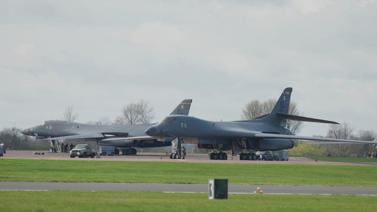 Zevende verdachte opgepakt in onderzoek naar incident bij basis RAF Fairford