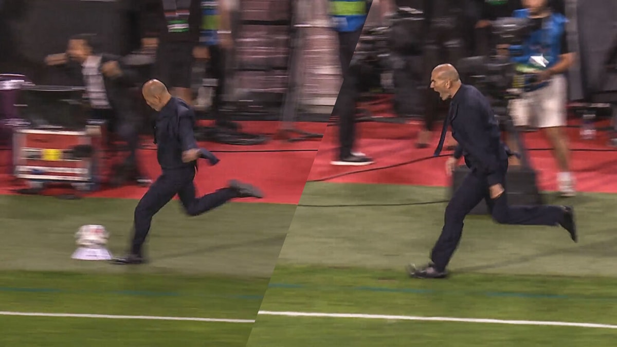 "Ik moést wel op die bal trappen": Zinédine Zidane wordt knettergek na winning goal en gaat wereld rond met viering