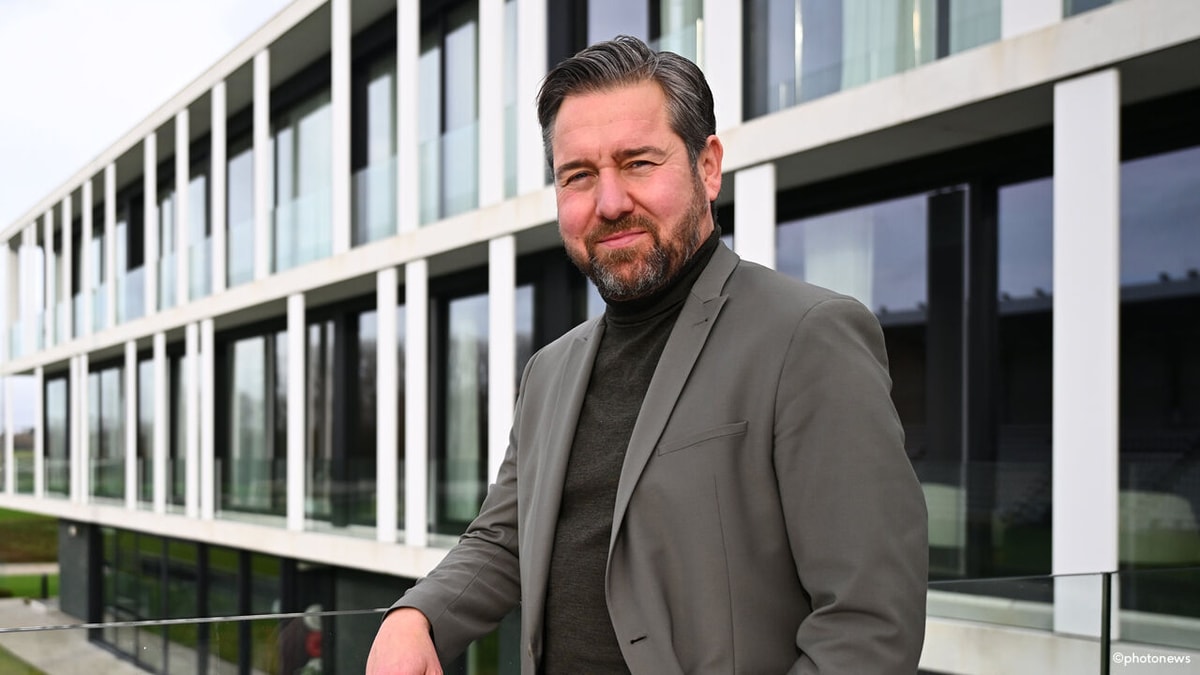 Vincent Mannaert volgt Peter Willems op als CEO van de Belgische voetbalbond voor komende vier jaar