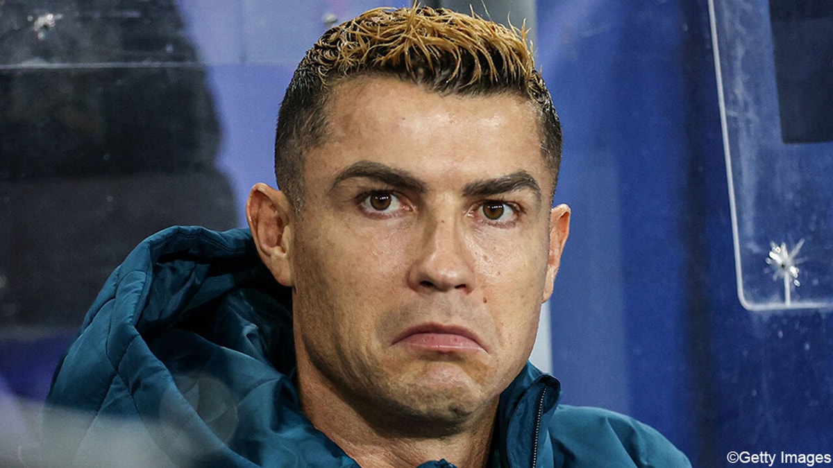 Hij moet er halve minuut voor werken: Cristiano Ronaldo krijgt naast schorsing absurde boete van Portugese voetbalbond