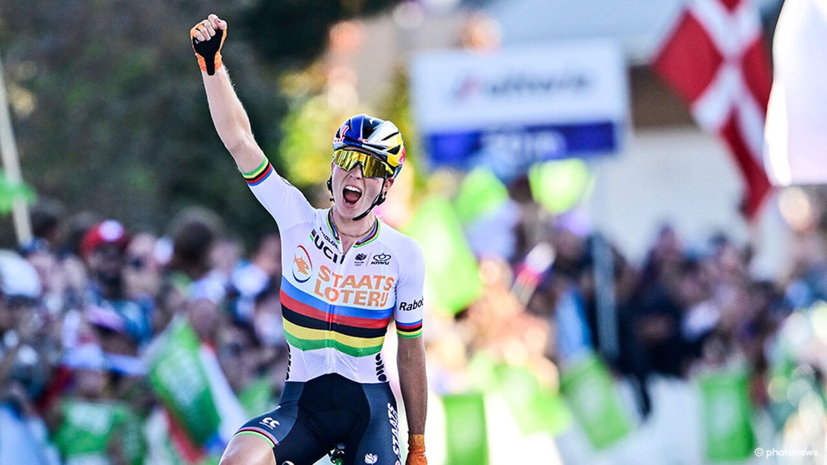 VIDEO - Wereldkampioene Vollering grijpt ook Europese titel: "Nog maar eens een truitje ophalen"