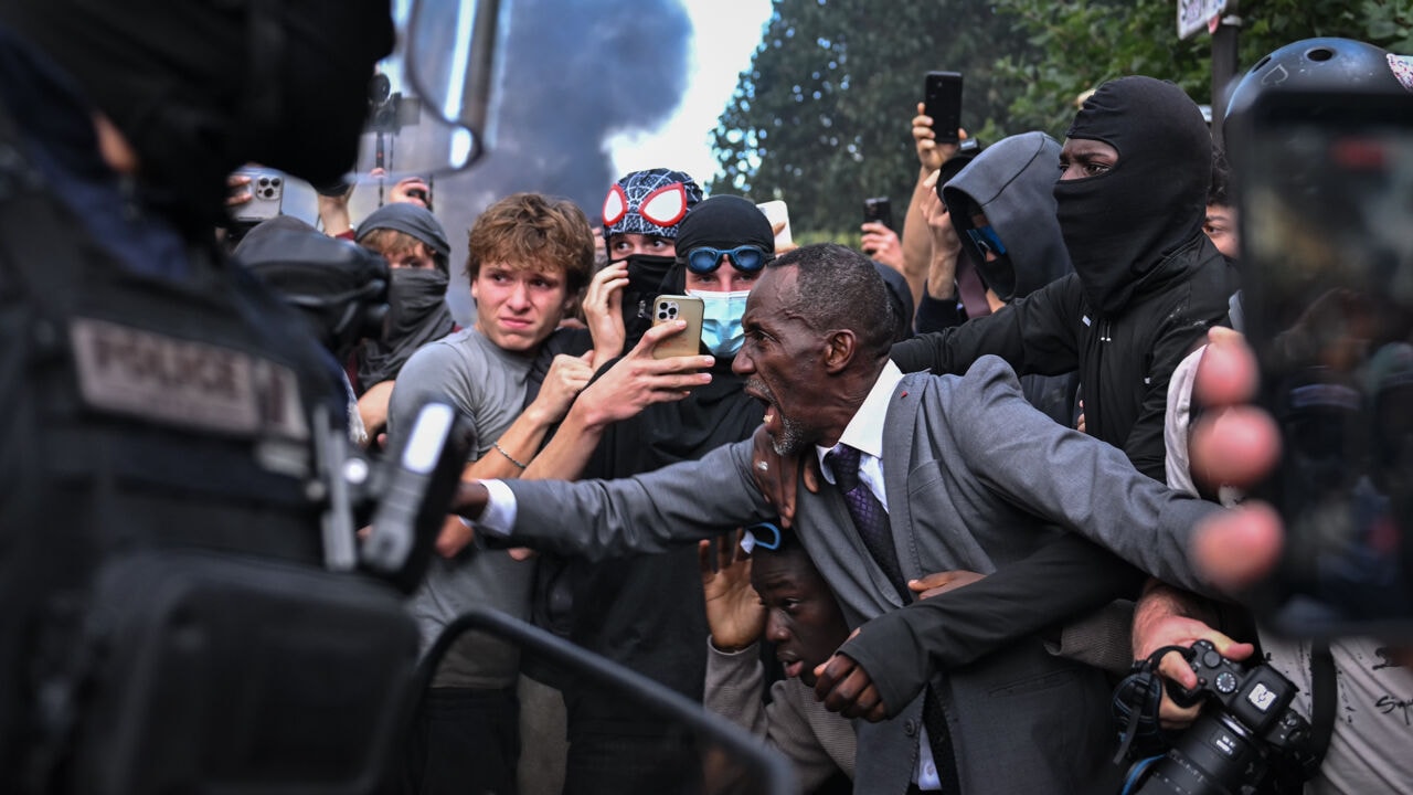 Wie is Bally Bagayoko, de burgemeester die opduikt bij studentenprotesten en daarmee Frankrijk verdeelt?