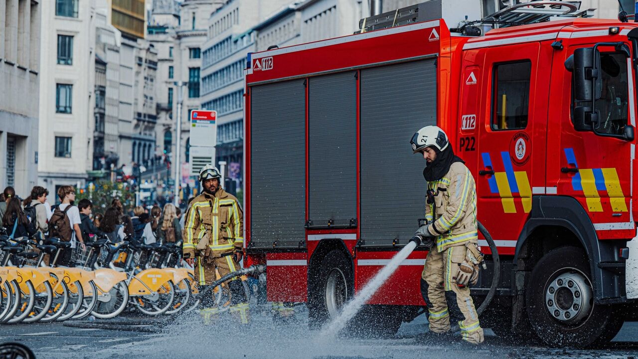 Brussel weer rustig na een dag vol rellen en geweld, minstens 110 mensen opgepakt