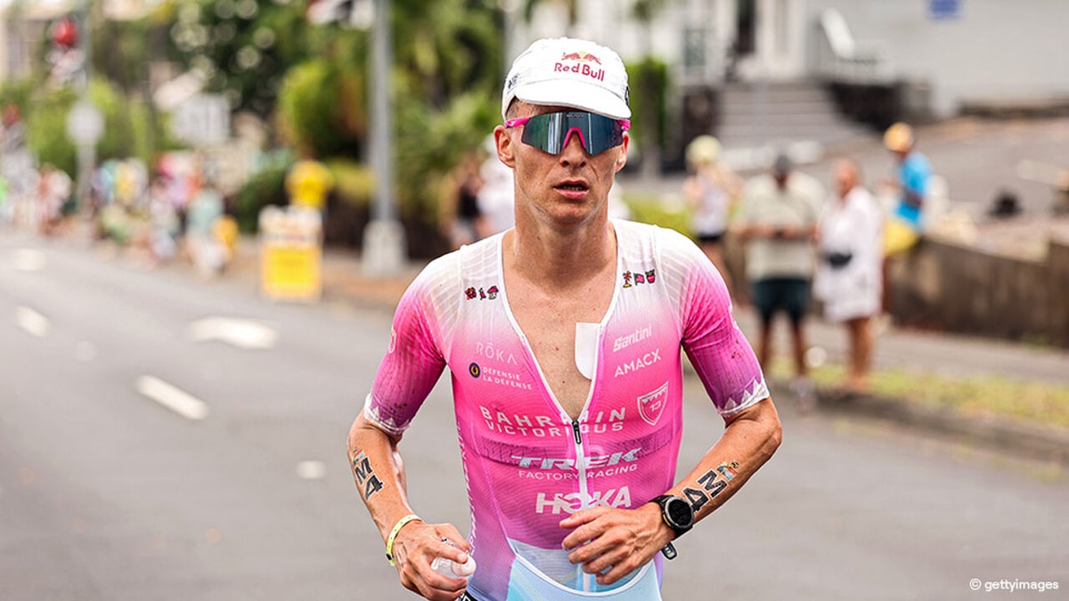 Hawaï-debutant Marten Van Riel schaamde zich aan de finish na martelgang: "Moeilijk om te accepteren"