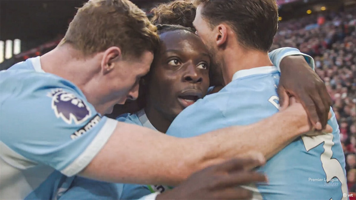 VIDEO - Invaller Jeremy Doku beslist topper tegen Liverpool